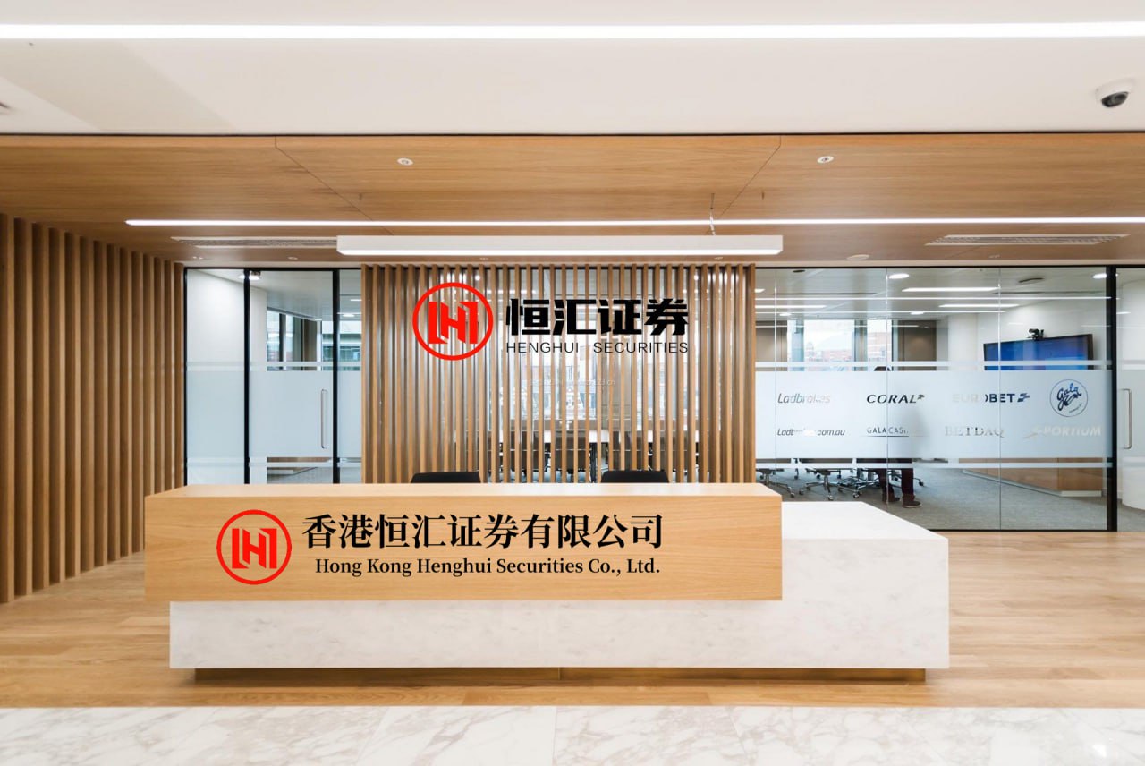 盛树配资 特斯拉市值一夜蒸发超3800亿元！微软连跌8天！加密币全网24小时超25万人爆仓 世界经济论坛主席警告......